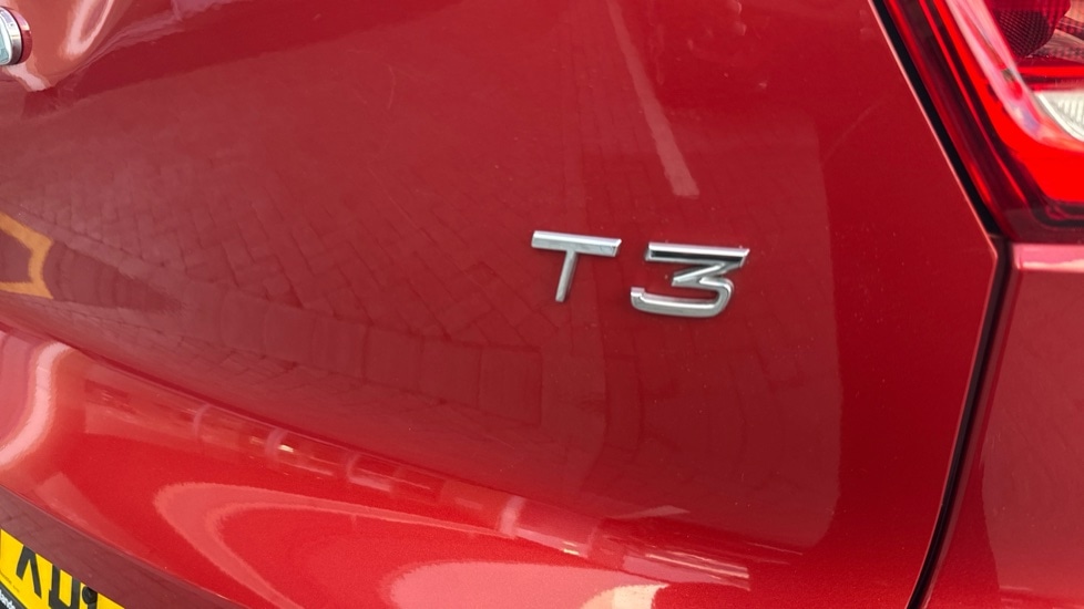 Used Volvo XC40 2021 for sale - 76523527: Photo 35