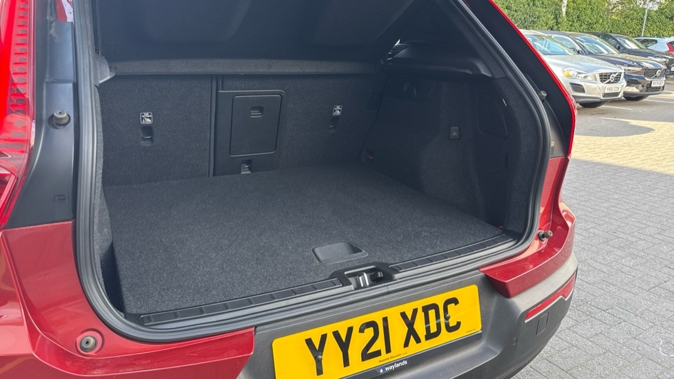Used Volvo XC40 2021 for sale - 76523527: Photo 37