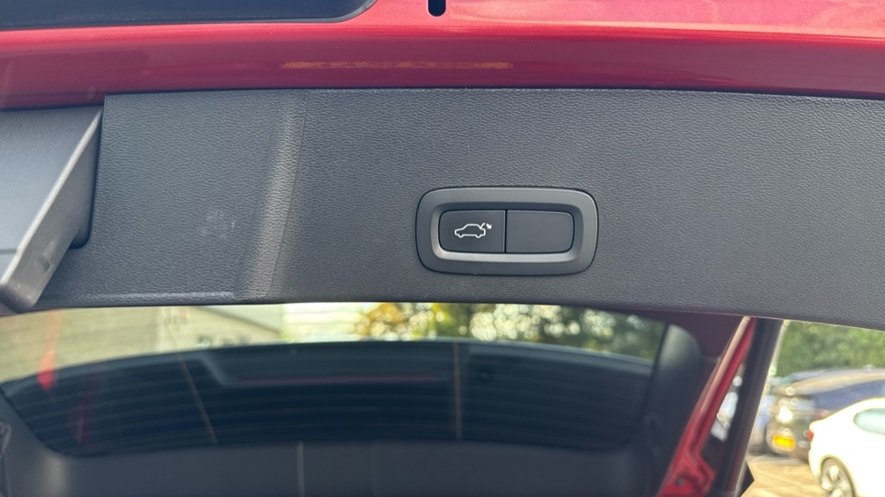 Used Volvo XC40 2021 for sale - 76523527: Photo 39