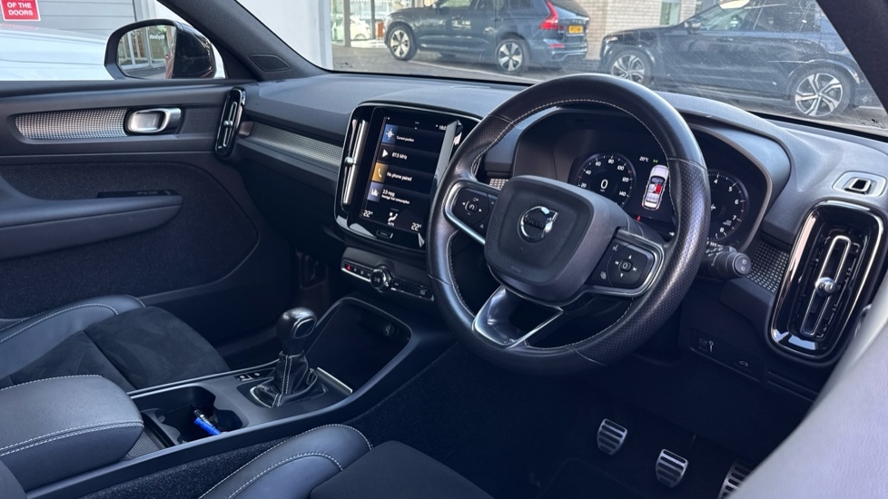 Used Volvo XC40 2021 for sale - 76523527: Photo 4