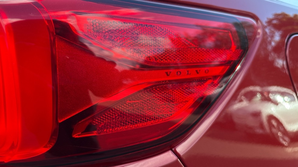 Used Volvo XC40 2021 for sale - 76523527: Photo 42