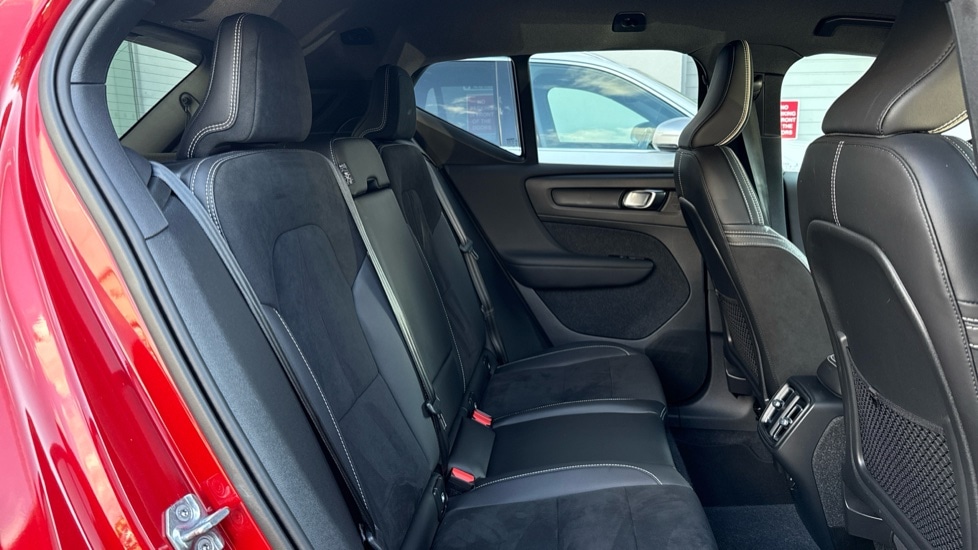 Used Volvo XC40 2021 for sale - 76523527: Photo 6