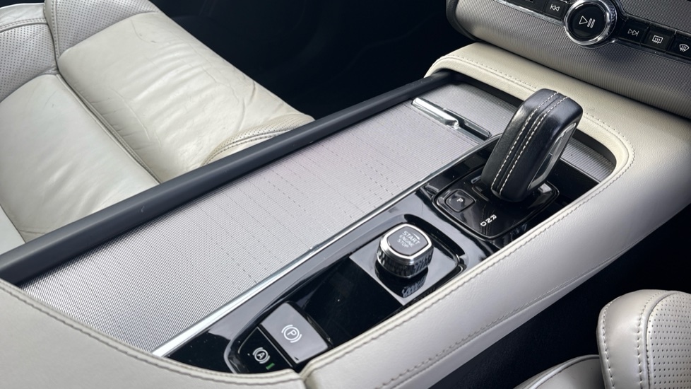 Used Volvo XC90 2022 for sale - 77581328: Photo 28