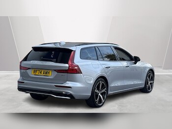 Used Volvo V60 2025 for sale - 77581359: Photo