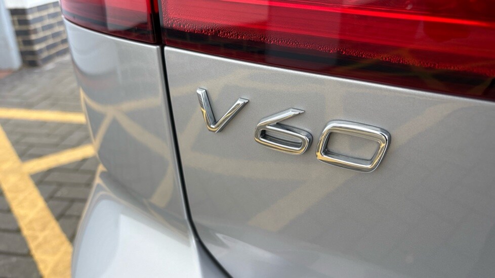 Used Volvo V60 2025 for sale - 77581359: Photo 31
