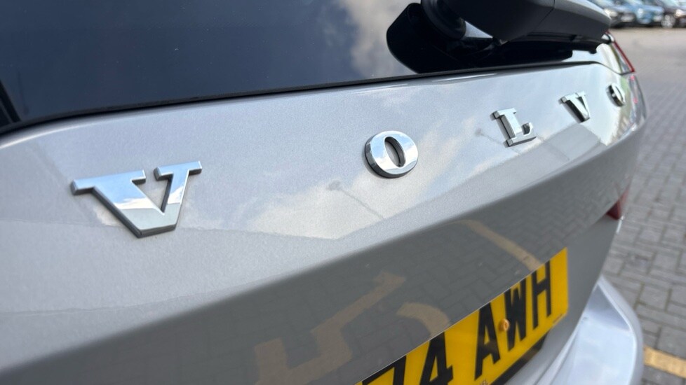 Used Volvo V60 2025 for sale - 77581359: Photo 32