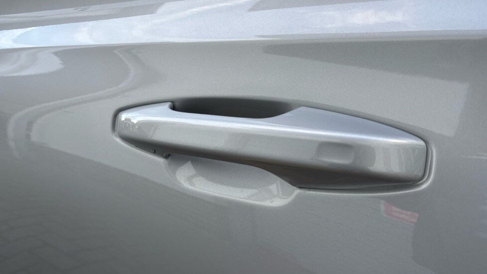 Used Volvo V60 2025 for sale - 77581359: Photo 37