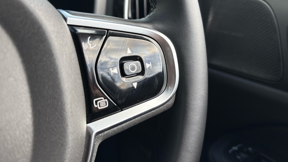 Used Volvo V60 2025 for sale - 77581359: Photo 39