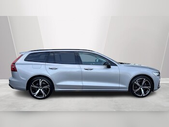 Used Volvo V60 2025 for sale - 77581359: Photo