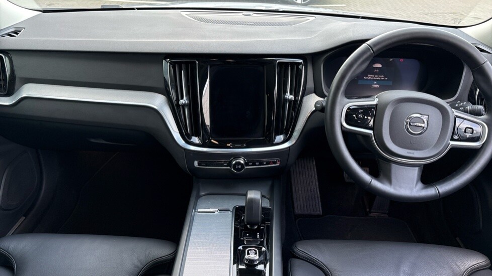 Used Volvo V60 2025 for sale - 77581359: Photo 5