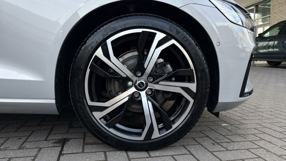 Used Volvo V60 2025 for sale - 77581359: Photo 9