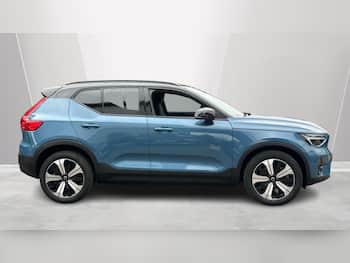 Used Volvo XC40 2022 for sale - 79633846: Photo