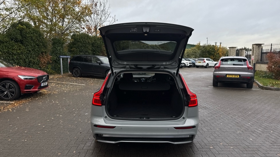 Used Volvo V60 2025 for sale - 76773290: Photo 13
