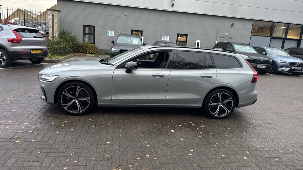Used Volvo V60 2025 for sale - 76773290: Photo 16