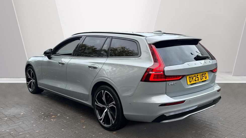 Used Volvo V60 2025 for sale - 76773290: Photo 2