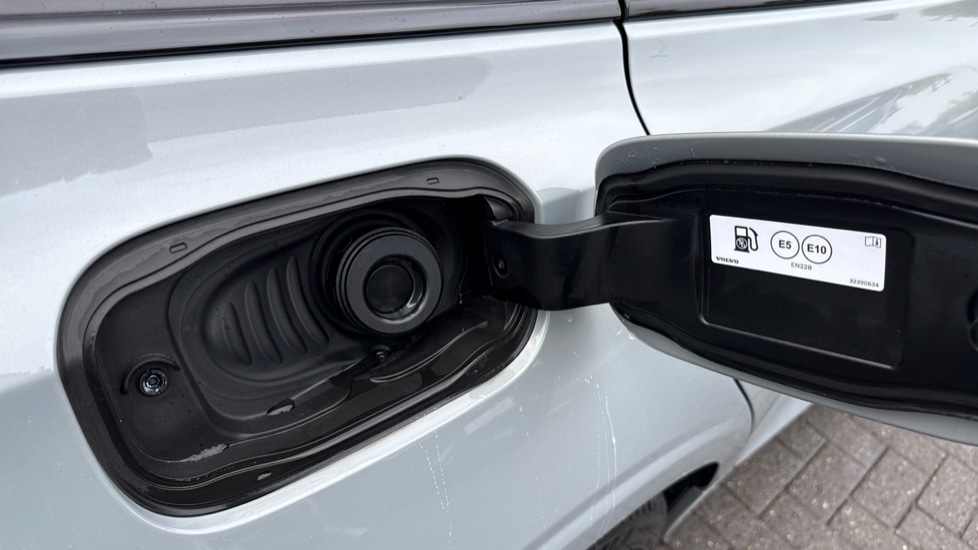 Used Volvo V60 2025 for sale - 76773290: Photo 27