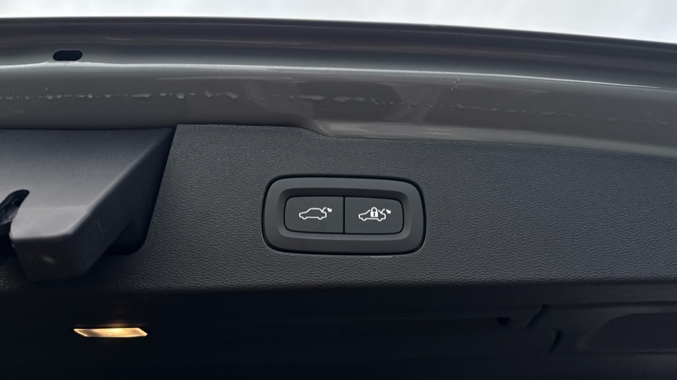 Used Volvo V60 2025 for sale - 76773290: Photo 29