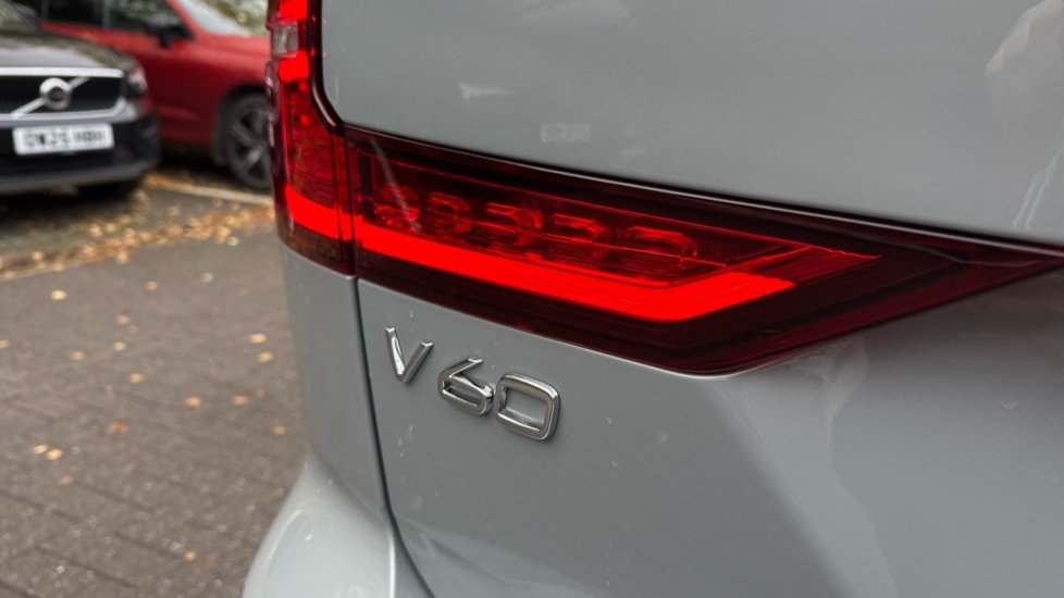Used Volvo V60 2025 for sale - 76773290: Photo 31
