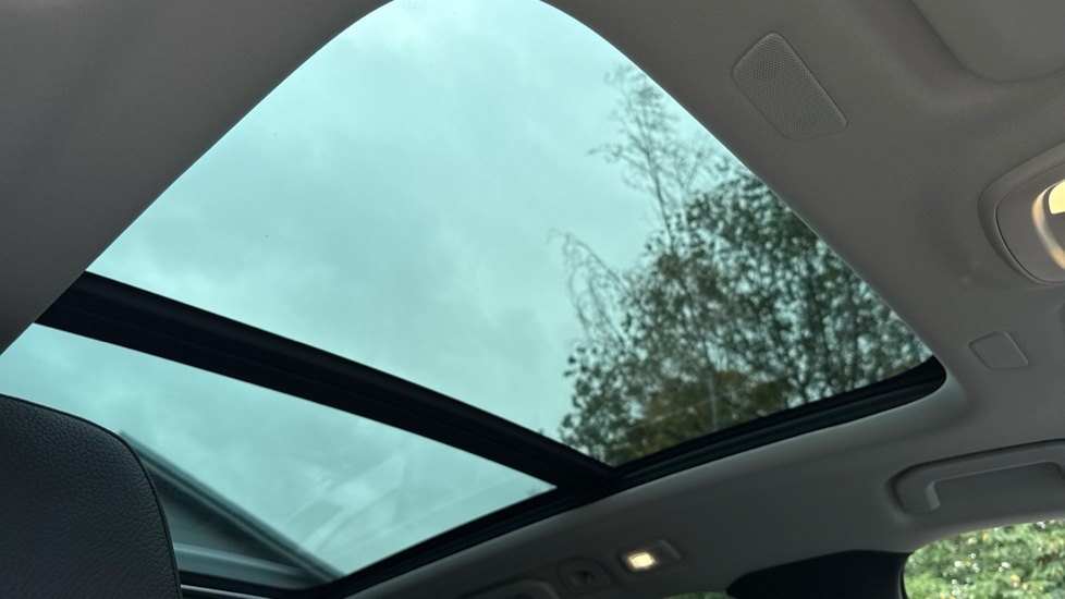 Used Volvo V60 2025 for sale - 76773290: Photo 35