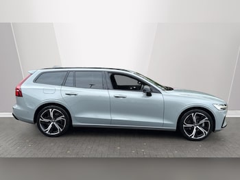 Used Volvo V60 2025 for sale - 76773290: Photo