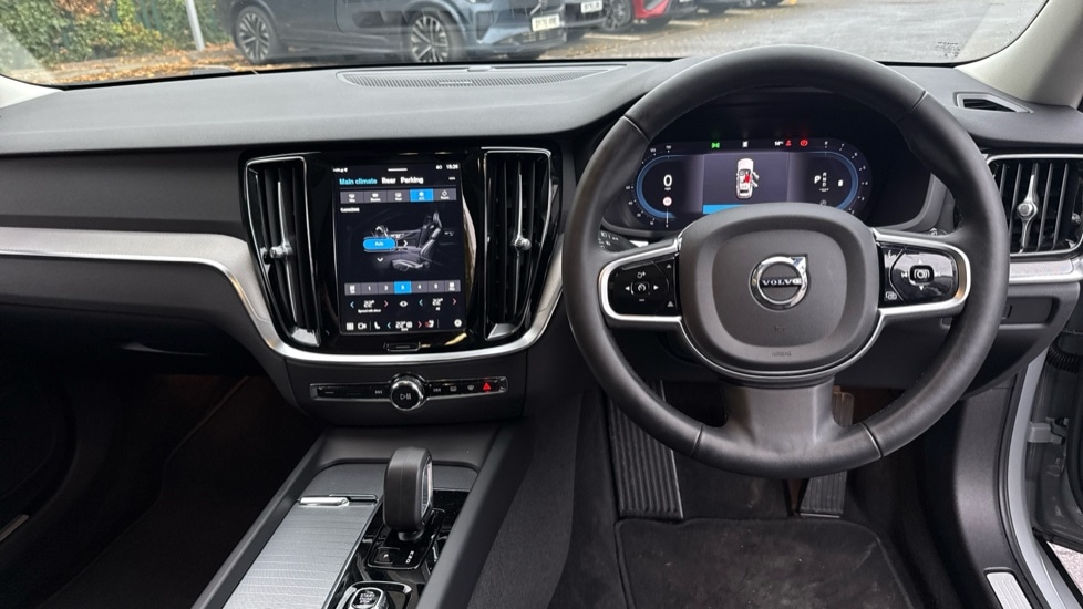 Used Volvo V60 2025 for sale - 76773290: Photo 5