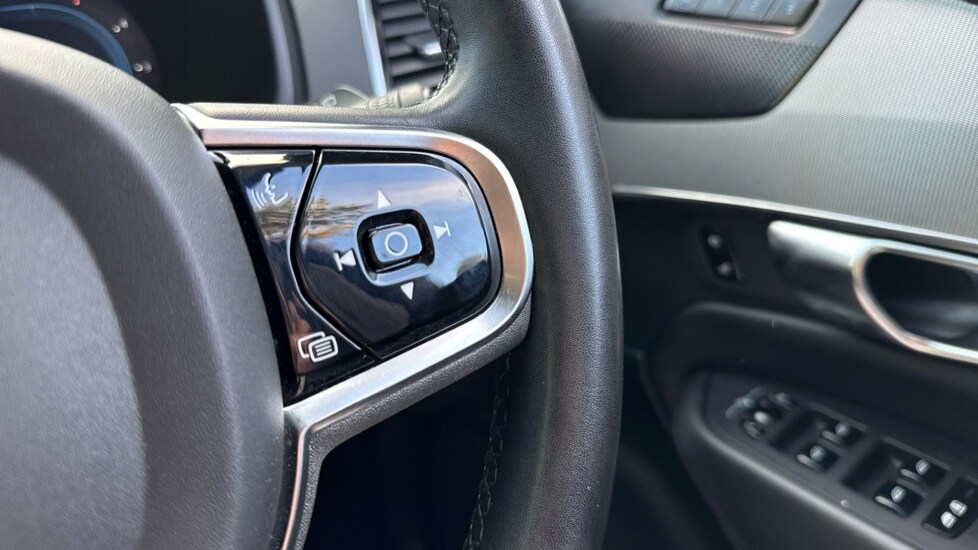 Used Volvo XC90 2022 for sale - 76652393: Photo 16