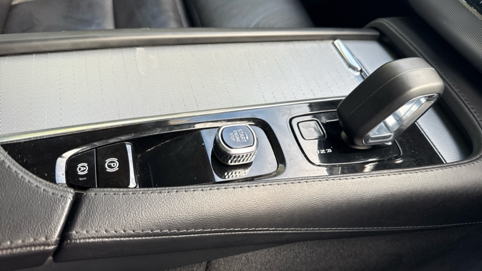 Used Volvo XC90 2022 for sale - 76652393: Photo 31