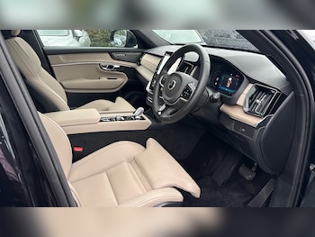 Used Volvo XC90 2025 for sale - 77732429: Photo