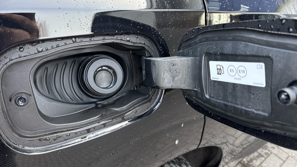 Used Volvo XC60 2025 for sale - 77979026: Photo 22