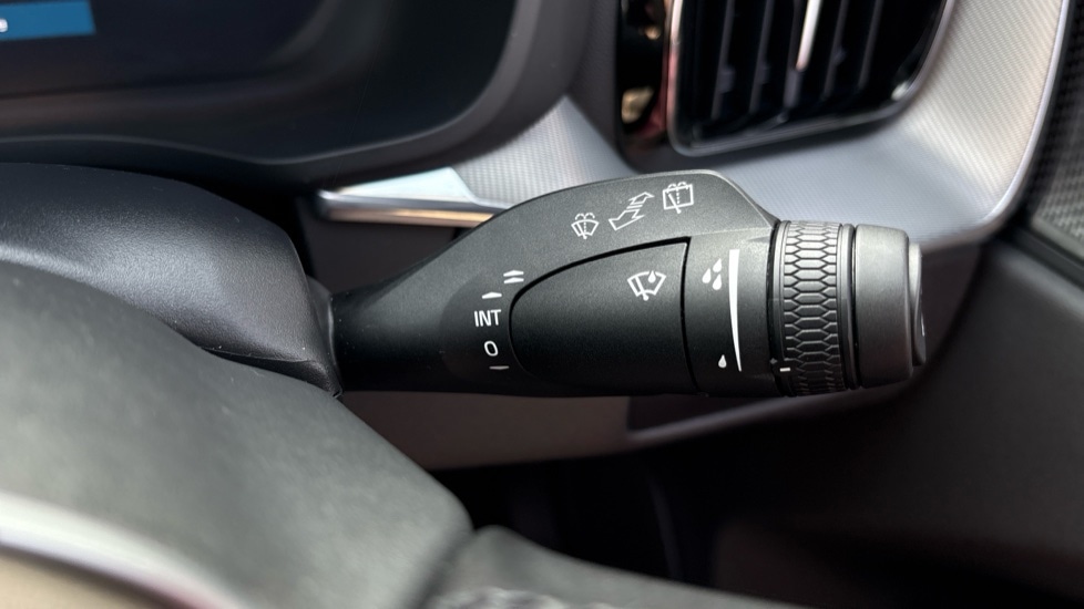 Used Volvo XC60 2025 for sale - 77979026: Photo 38