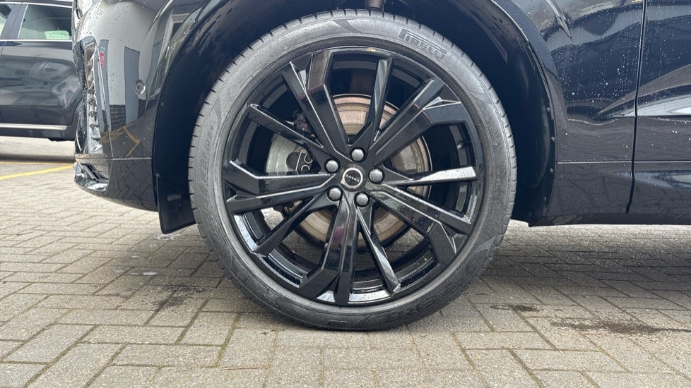 Used Volvo XC60 2025 for sale - 77979026: Photo 9