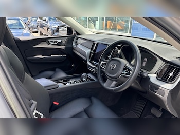 Used Volvo XC60 2023 for sale - 79087696: Photo