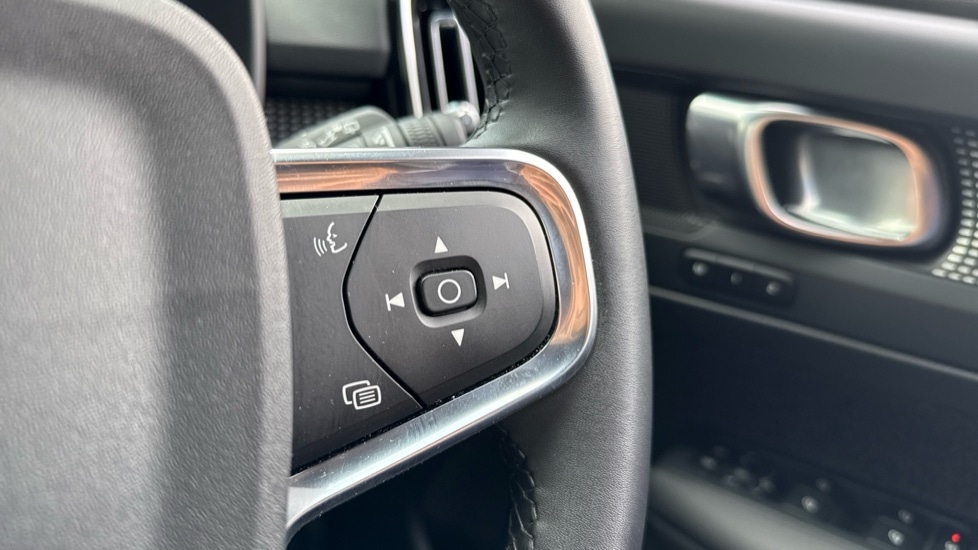 Used Volvo XC40 2024 for sale - 76826641: Photo 15