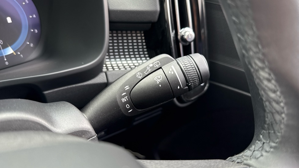 Used Volvo XC40 2024 for sale - 76826641: Photo 17