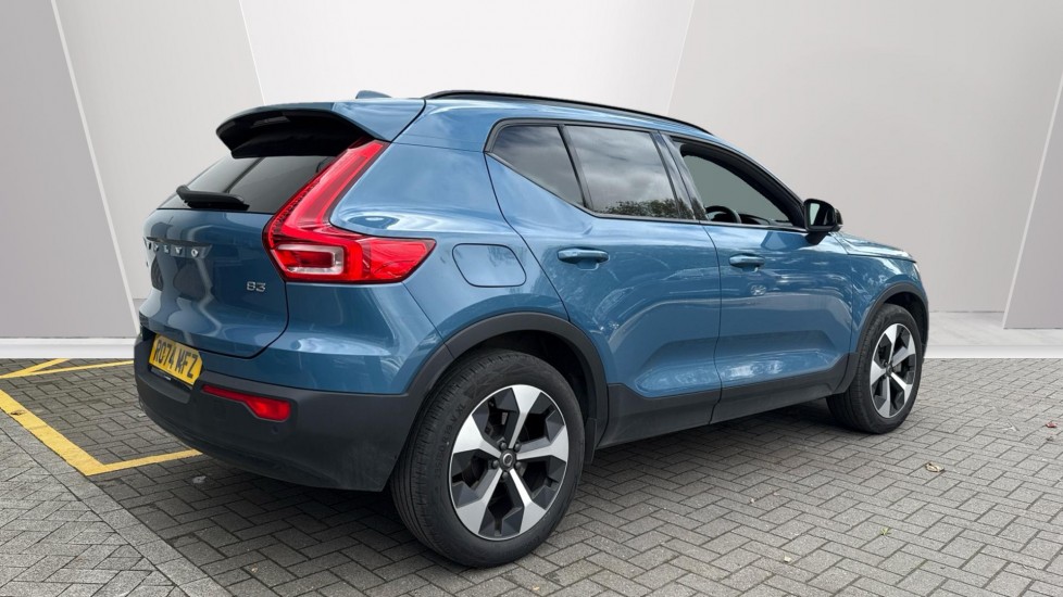 Used Volvo XC40 2024 for sale - 76826641: Photo 2