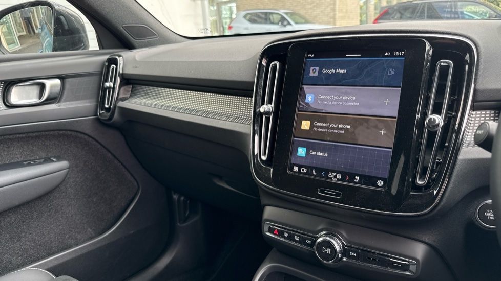 Used Volvo XC40 2024 for sale - 76826641: Photo 25