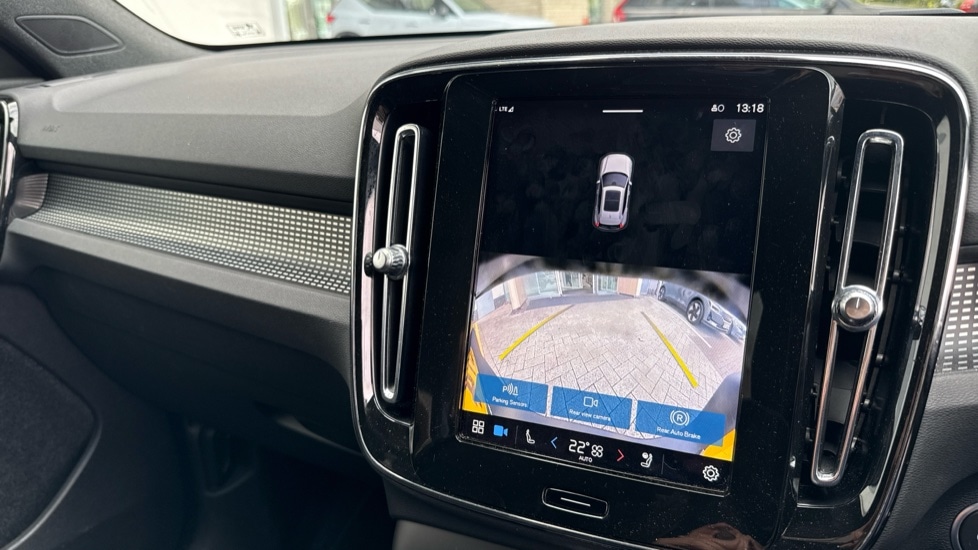 Used Volvo XC40 2024 for sale - 76826641: Photo 26