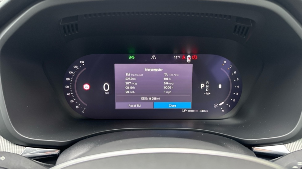 Used Volvo XC60 2023 for sale - 77890048: Photo 11