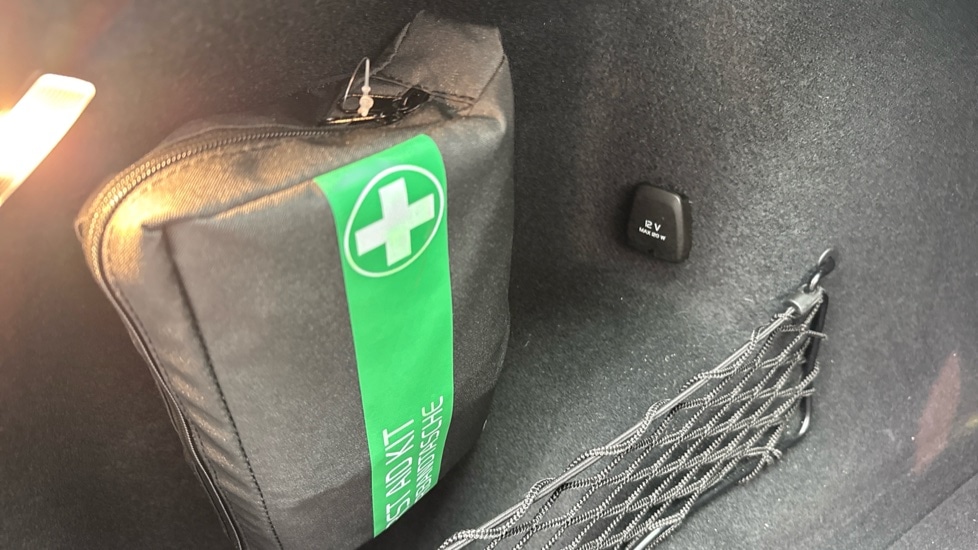 Used Volvo XC60 2023 for sale - 77890048: Photo 22