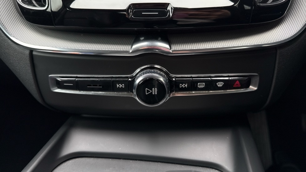 Used Volvo XC60 2023 for sale - 77890048: Photo 38