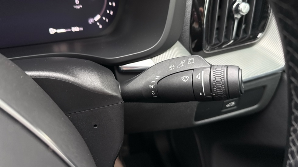 Used Volvo XC60 2023 for sale - 77890048: Photo 42