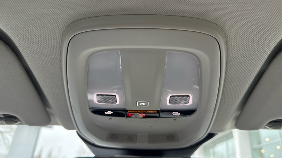 Used Volvo XC60 2023 for sale - 77890048: Photo 47