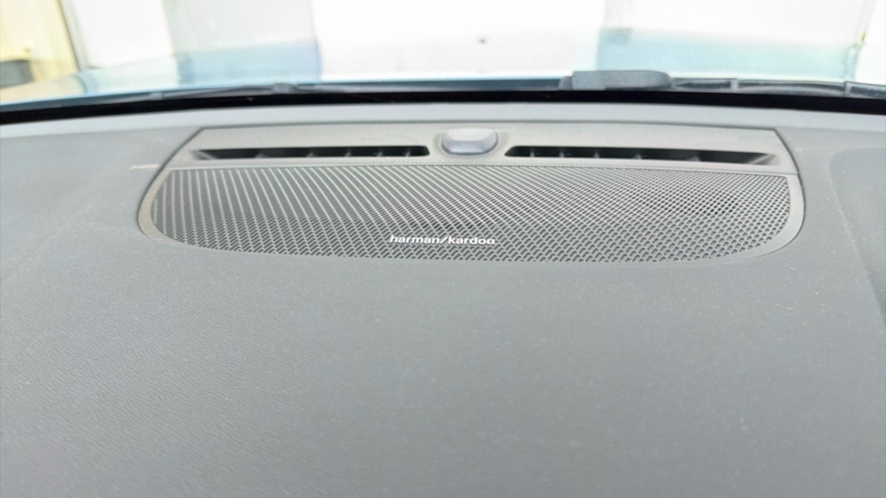 Used Volvo XC40 2023 for sale - 78061500: Photo 30