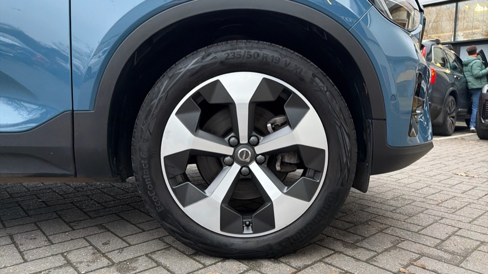 Used Volvo XC40 2023 for sale - 78061500: Photo 9