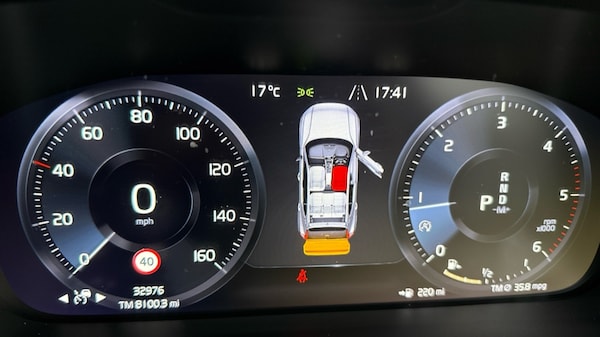 Used Volvo XC40 2020 for sale - 76261680: Photo 11