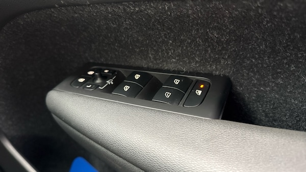 Used Volvo XC40 2020 for sale - 76261680: Photo 23