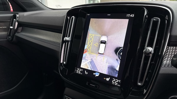 Used Volvo XC40 2020 for sale - 76261680: Photo 24