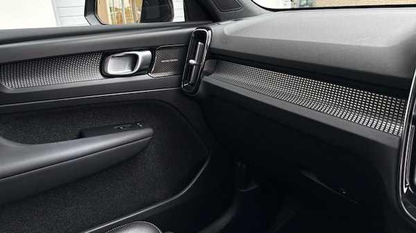 Used Volvo XC40 2020 for sale - 76261680: Photo 25