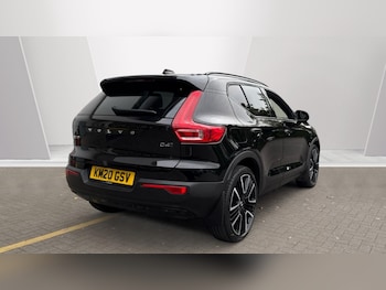 Used Volvo XC40 2020 for sale - 76261680: Photo 2