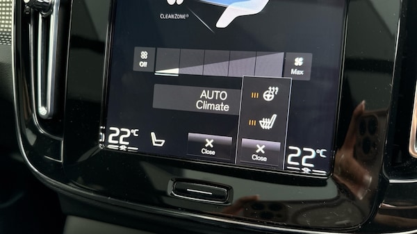 Used Volvo XC40 2020 for sale - 76261680: Photo 30
